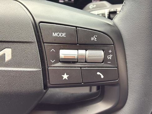 Certified 2025 Kia K4 EX FWD image 37