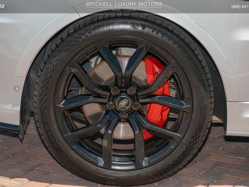Used 2022 Land Rover Range Rover Sport SVR Carbon Edition AWD/4WD image 42