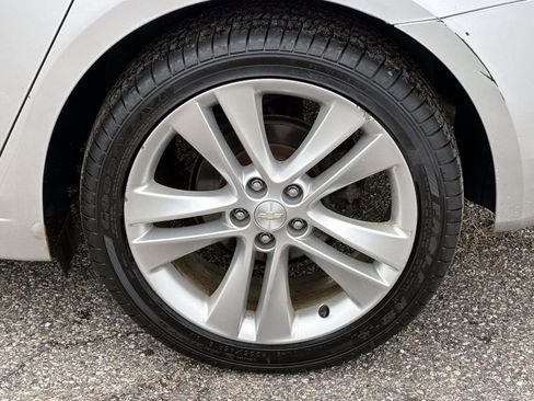 Used 2014 Chevrolet Cruze LTZ image 8