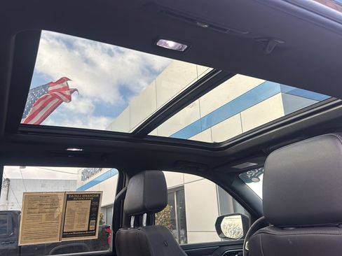 Used 2024 Chevrolet Tahoe LT w/ LT Signature Plus Package image 44