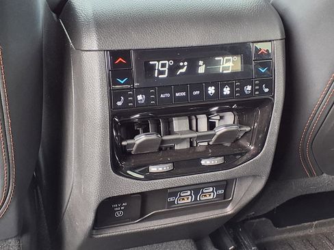 Used 2024 Jeep Grand Cherokee L Summit image 18