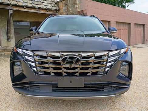Used 2022 Hyundai Tucson Limited AWD/4WD image 3