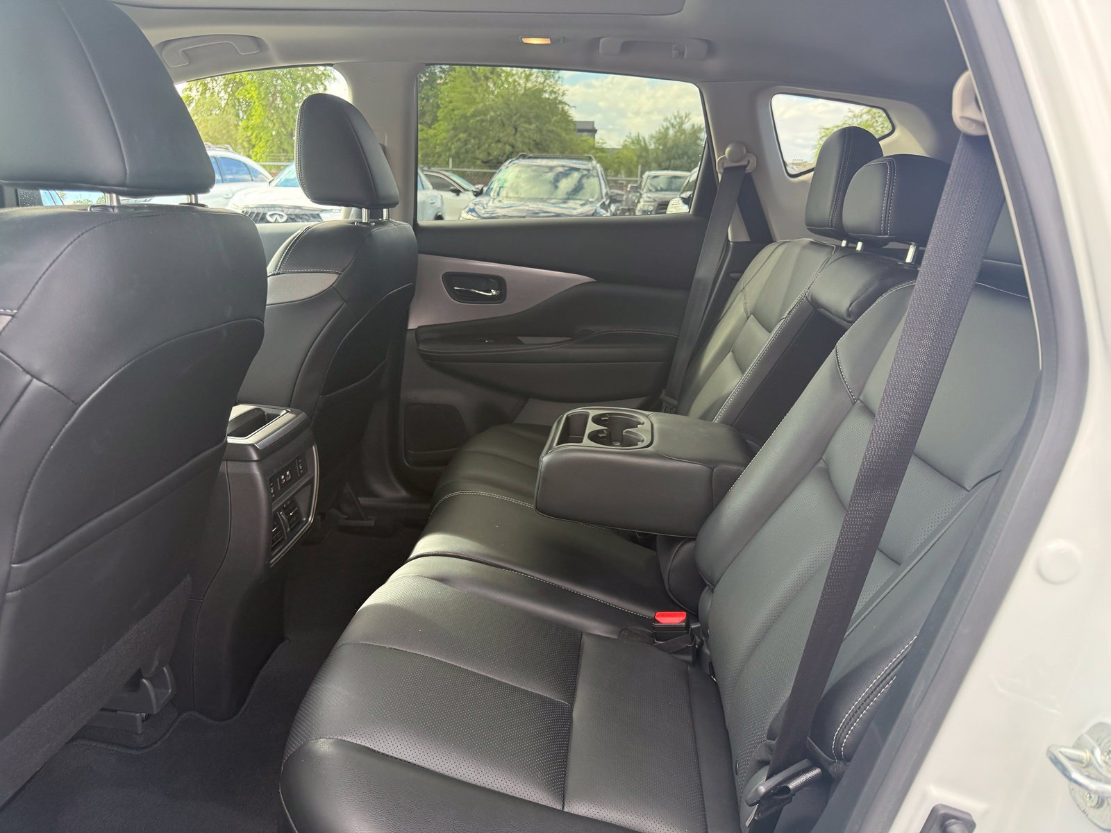Certified 2024 Nissan Murano SL w/ Cargo Package FWD image 10