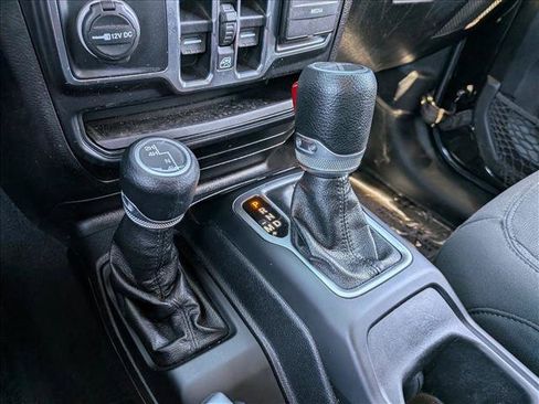 Used 2020 Jeep Gladiator Sport w/ Quick Order Package 24S AWD/4WD image 18