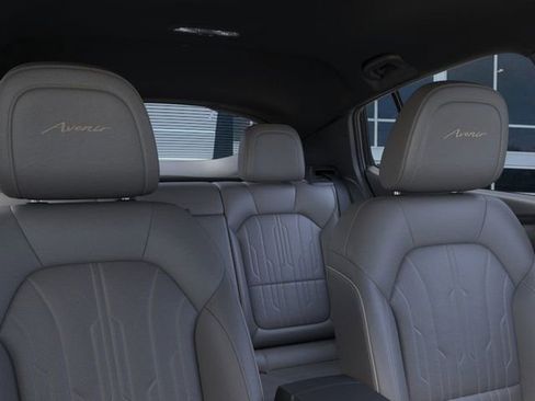 New 2026 Buick Envista Avenir FWD image 24