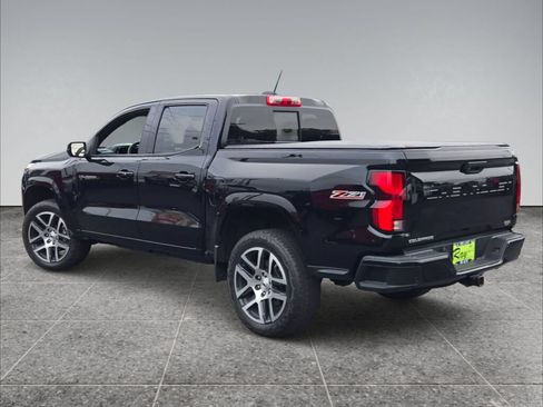 Used 2023 Chevrolet Colorado Z71 w/ Z71 Convenience Package 2 AWD/4WD image 14