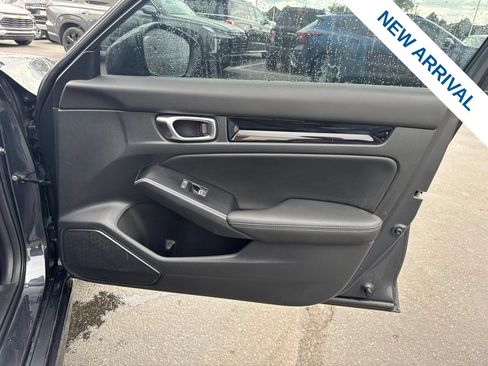 Used 2025 Honda Civic Sport Touring image 10