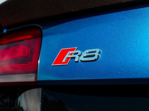 Used 2015 Audi R8 V10 AWD/4WD image 16