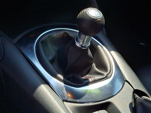 Used 2018 MAZDA MX-5 Miata RF Grand Touring RWD image 13