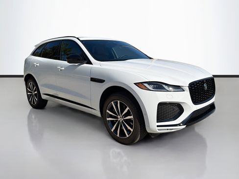 New 2026 Jaguar F-PACE R-Dynamic S image 7