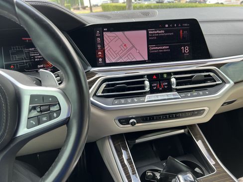 Used 2020 BMW X5 sDrive40i w/ M Sport Package RWD image 18