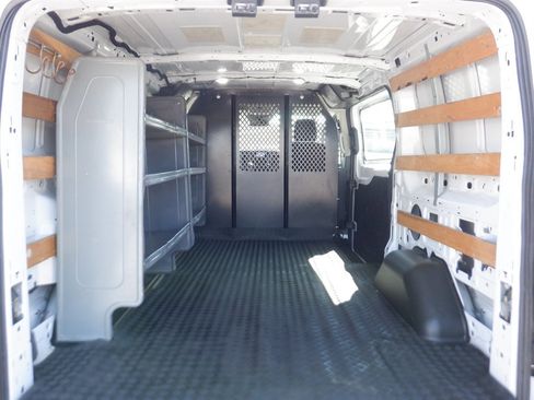 Used 2022 Ford Transit 250 Low Roof w/ Exterior Upgrade Package image 5