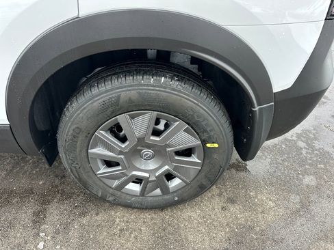 New 2026 Nissan Kicks S image 34