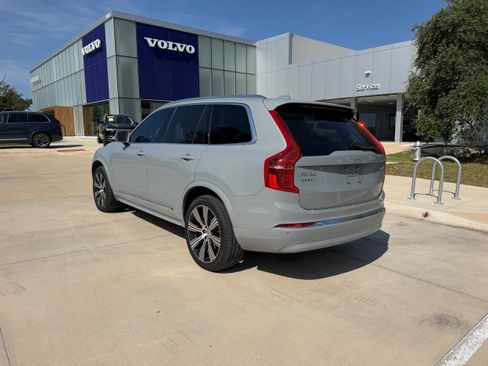 Certified 2025 Volvo XC90 T8 Plus w/ Protection Package Premier AWD/4WD image 4