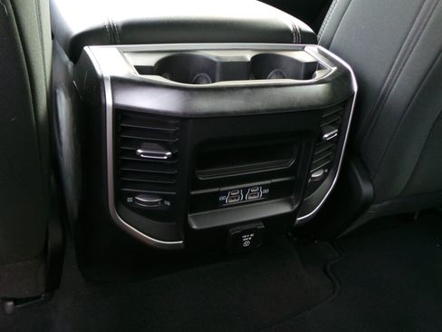 Used 2021 RAM 1500 Big Horn AWD/4WD image 38