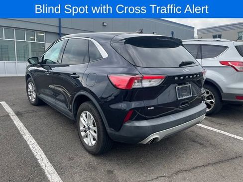 Certified 2021 Ford Escape SE w/ Convenience Package AWD/4WD image 3