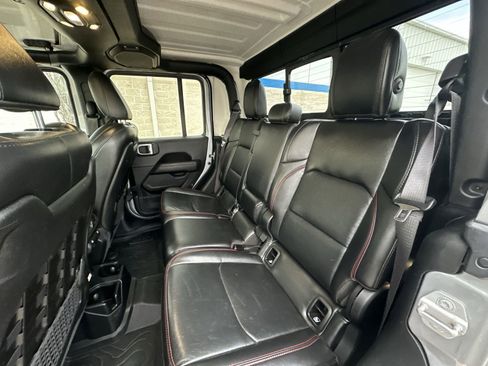 Used 2020 Jeep Gladiator Rubicon image 24