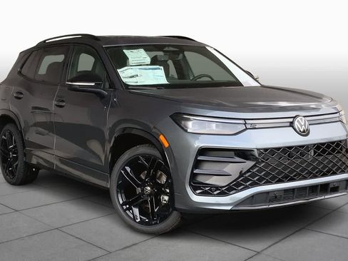 New 2026 Volkswagen Tiguan SE R-Line AWD/4WD image 2