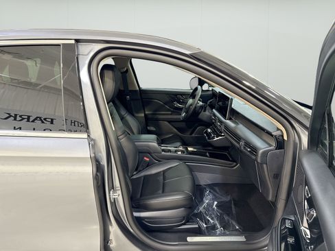 New 2026 Lincoln Corsair Premiere FWD image 28