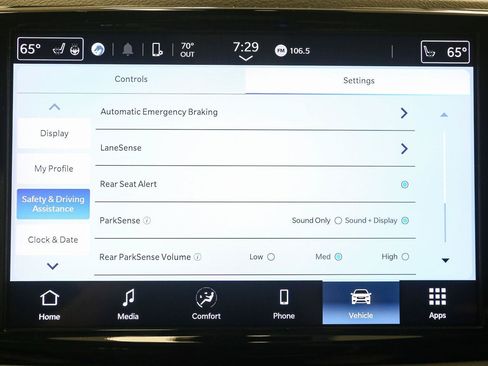 Used 2024 Chrysler Pacifica Touring-L FWD image 27