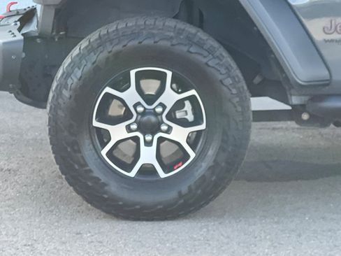 Used 2020 Jeep Wrangler Unlimited Rubicon w/ Steel Bumper Group AWD/4WD image 27