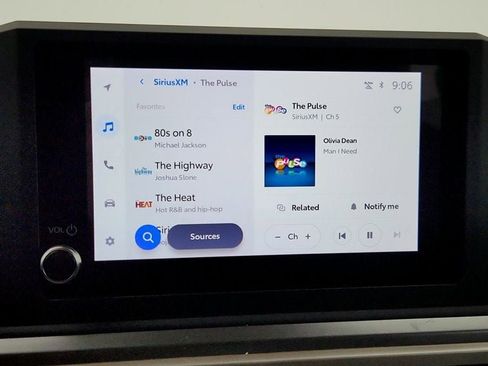 Used 2024 Toyota Tacoma TRD Sport image 17