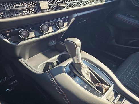 Certified 2025 Honda HR-V Sport image 24