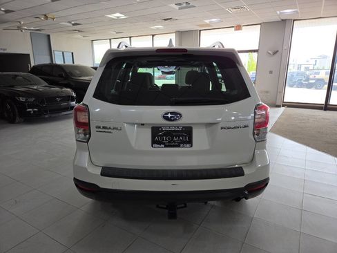 Used 2018 Subaru Forester 2.5i Premium AWD/4WD image 6