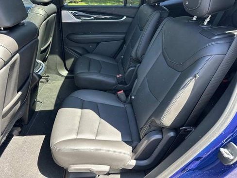 Certified 2023 Cadillac XT6 Premium Luxury w/ Technology Package AWD/4WD image 10
