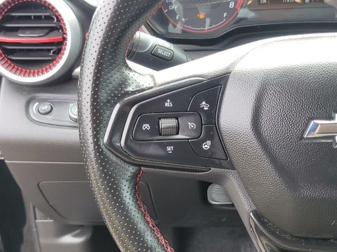 Used 2024 Chevrolet Trax RS FWD image 33