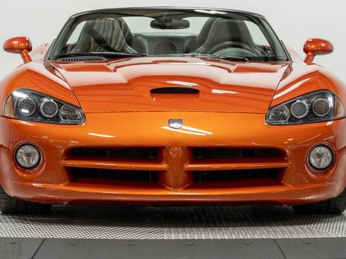 Used 2005 Dodge Viper SRT-10 w/ Copperhead Edition Group RWD image 17