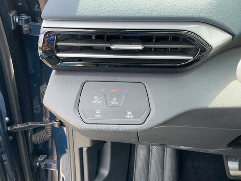 Used 2023 Volkswagen ID.4 S RWD image 18
