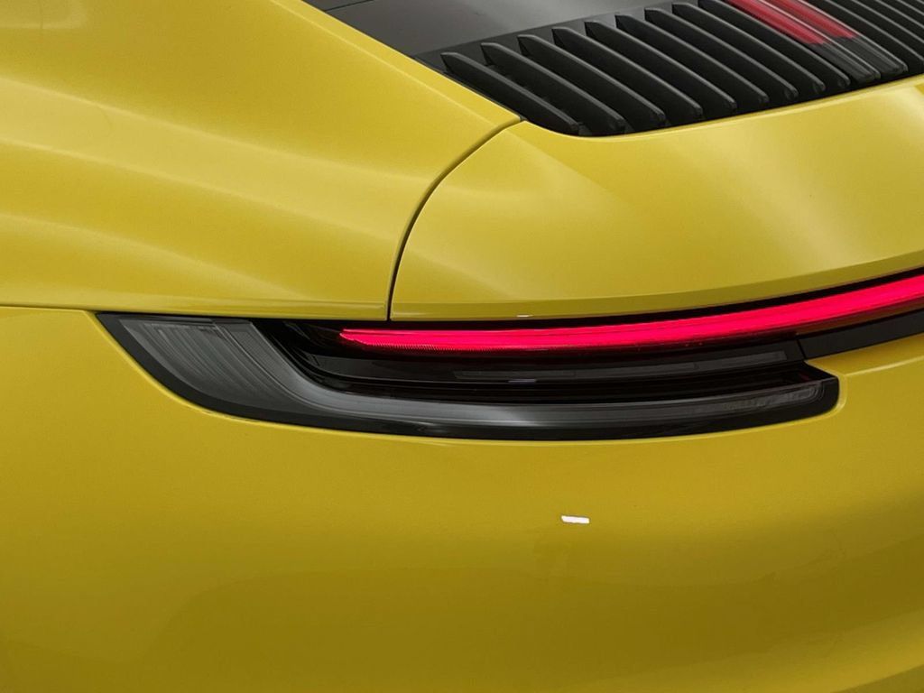 Used 2020 Porsche 911 Carrera S RWD image 16