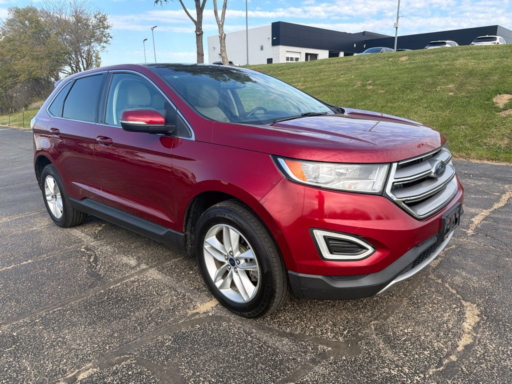 Used 2016 Ford Edge SEL w/ Equipment Group 201A AWD/4WD image 2