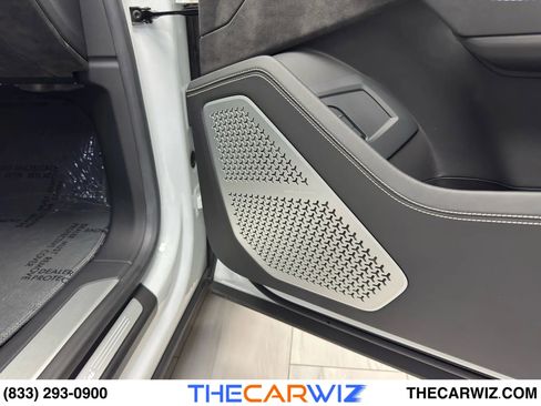 Used 2020 Lamborghini Urus image 98