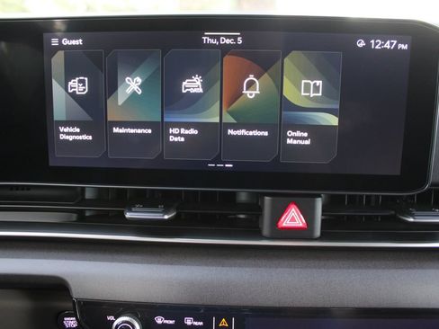 New 2026 Kia Carnival EX FWD image 49