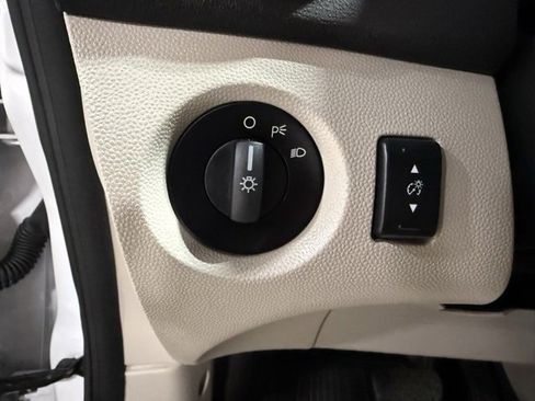 Used 2013 Ford Fiesta S image 12