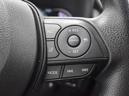 Used 2024 Toyota RAV4 LE image 18