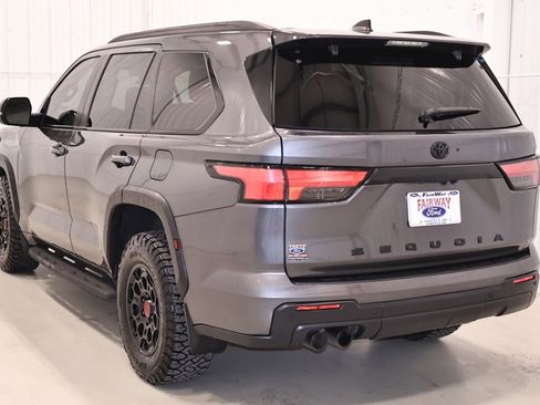 Used 2024 Toyota Sequoia TRD Pro AWD/4WD image 7
