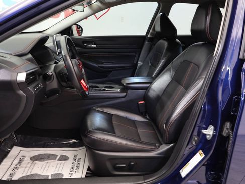 Used 2021 Nissan Altima 2.5 SR FWD image 12