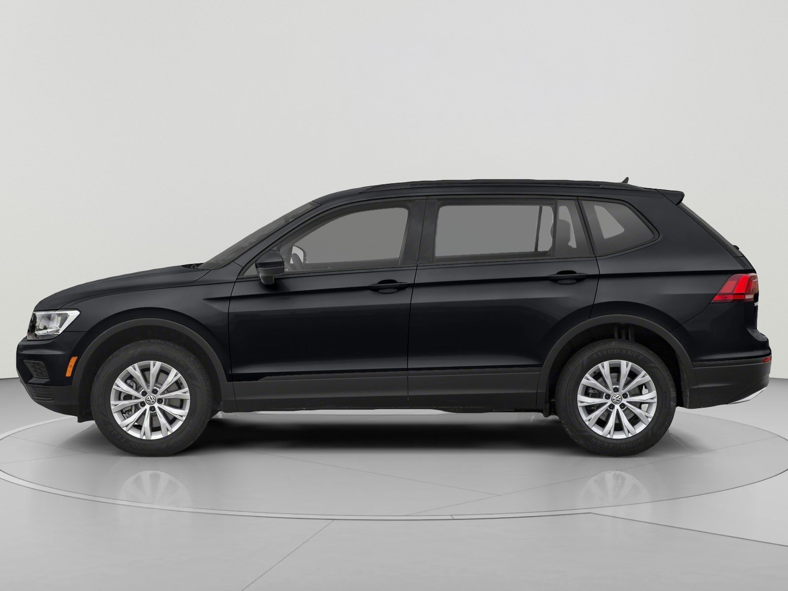 Used 2020 Volkswagen Tiguan S FWD image 3
