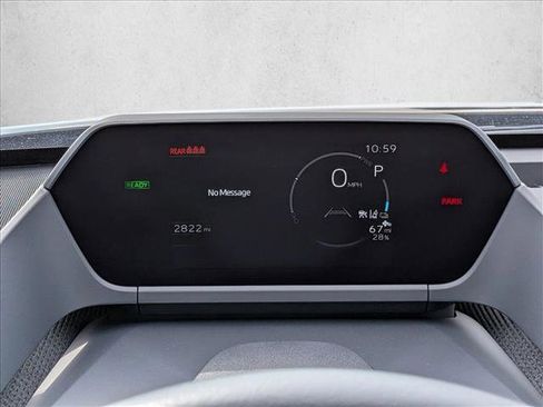 Used 2025 Toyota bZ4X XLE image 12