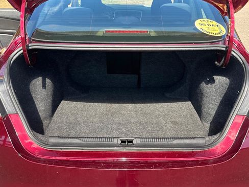 Used 2016 Chrysler 200 Limited FWD image 5