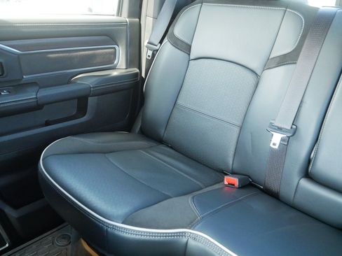 Used 2025 RAM 2500 Laramie AWD/4WD image 12