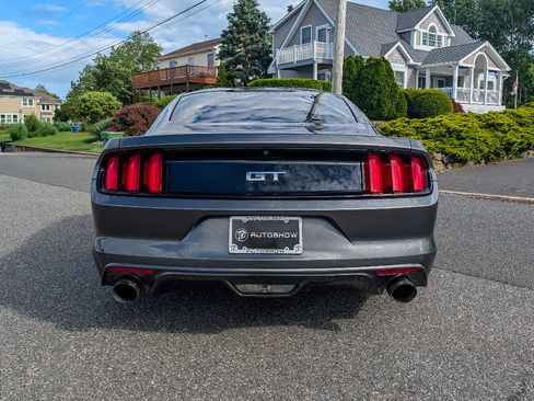 Used 2016 Ford Mustang GT RWD image 6