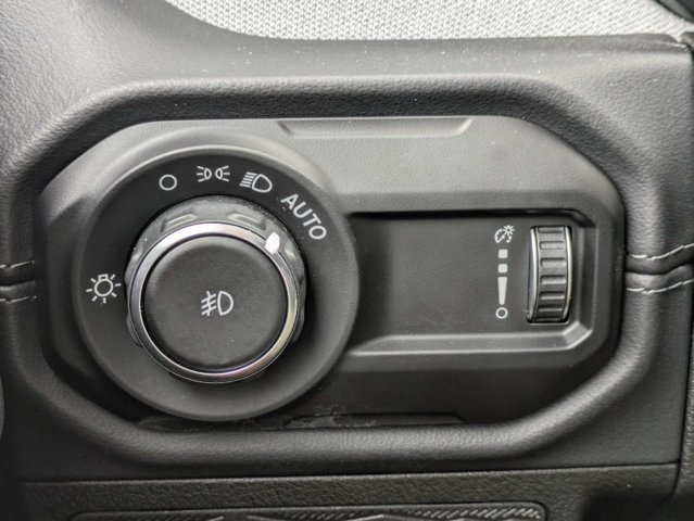 Certified 2026 Jeep Wrangler Unlimited Sahara AWD/4WD image 24