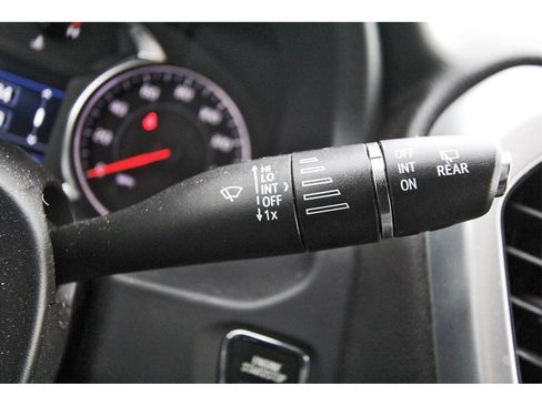 Used 2023 GMC Acadia SLE w/ Driver Convenience Package image 18