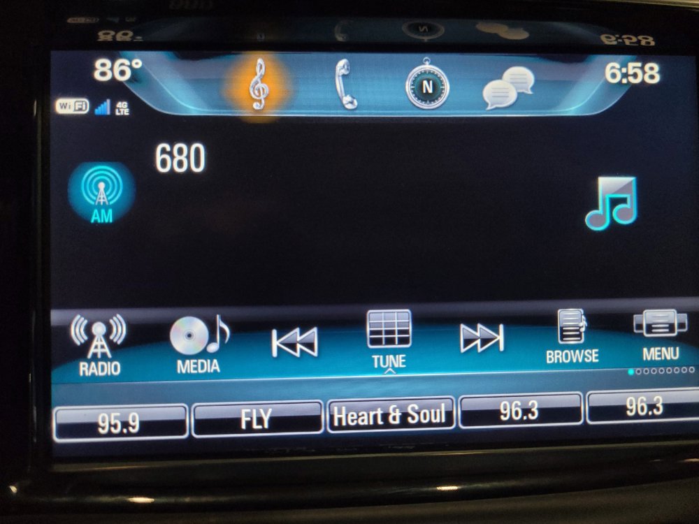 Used 2017 Buick Envision Essence FWD image 25