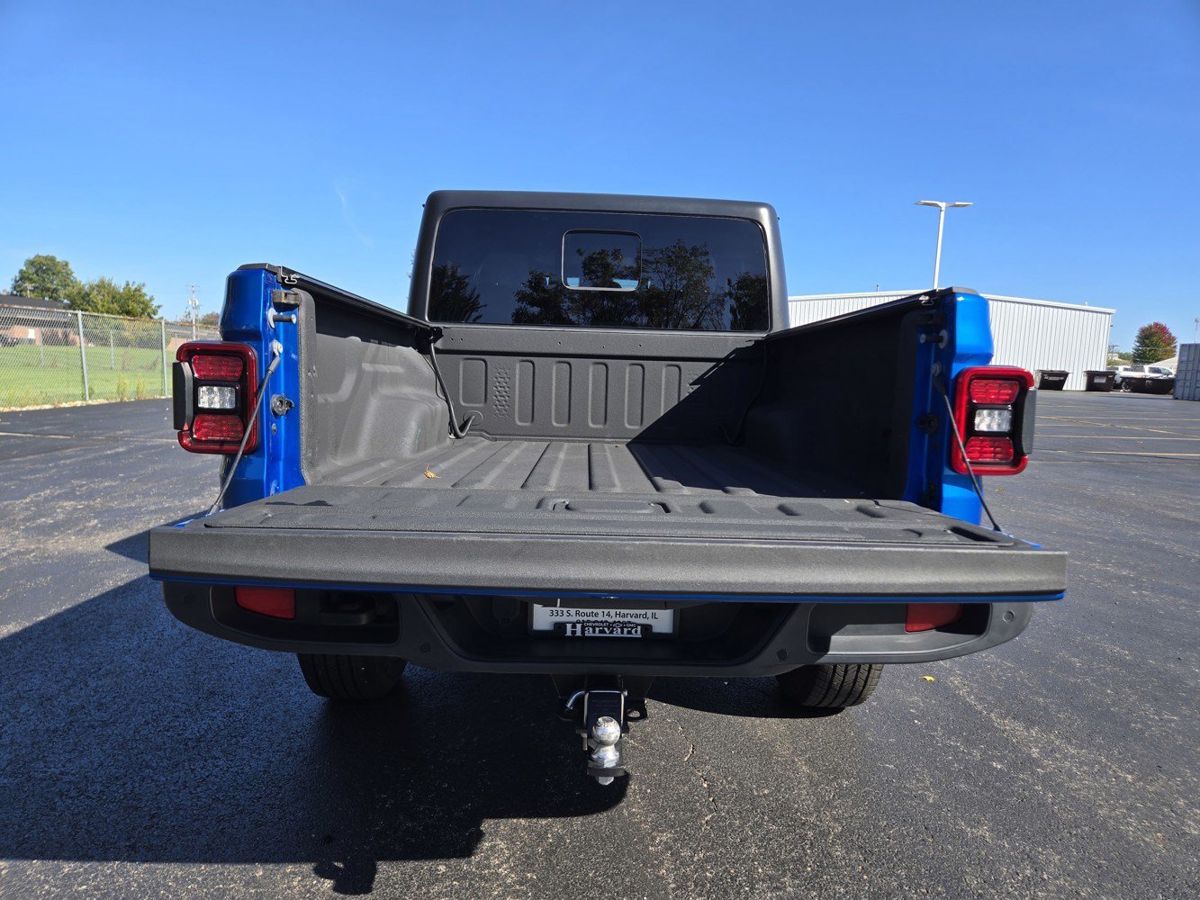 Used 2020 Jeep Gladiator Overland AWD/4WD image 34