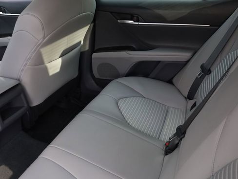 Used 2024 Toyota Camry SE w/ Convenience Package FWD image 13